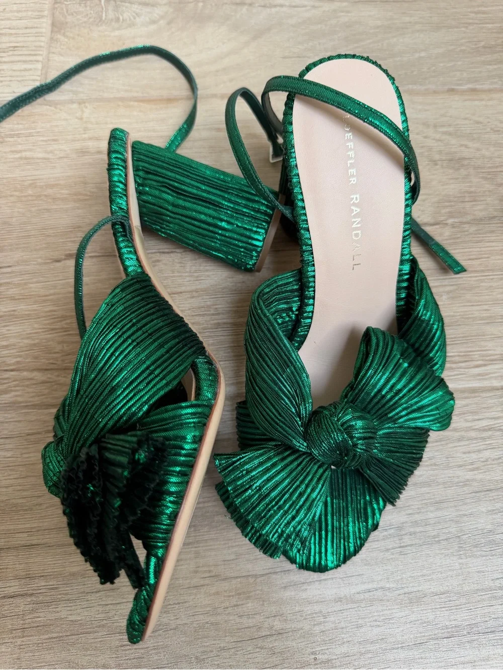 NWT Loeffer Randall Green Pleated Knot Bow Heeled Sandals